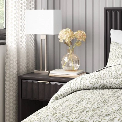 Window Pane Table Lamp With USB - Threshold™ 2 Window Pane Table Lamp With USB - Threshold™ - Image 2