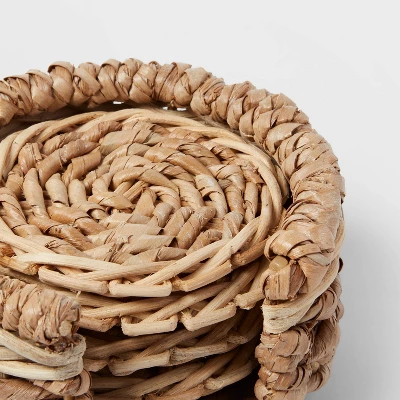 4pk Seagrass Coasters With Holder - Threshold™ 2 4pk Seagrass Coasters With Holder - Threshold™ - Image 2