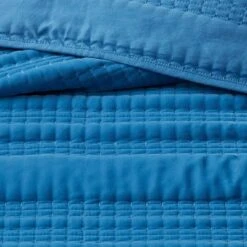 Lofty Velvet Quilt - Threshold™ -Household Items Sale GUEST e1947dc3 8304 4a87 8cab 2988017d0aaf